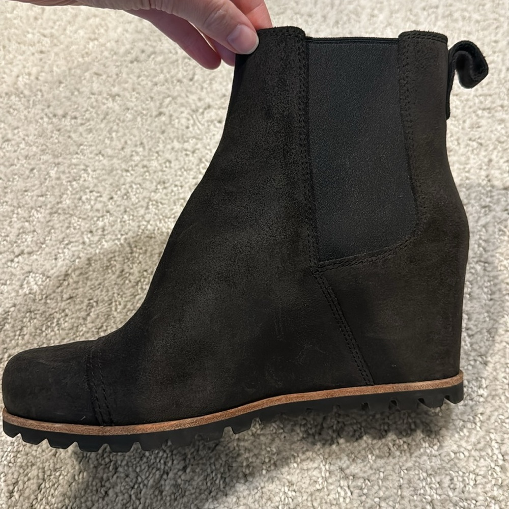 Ugg Wedge Boot - image 3